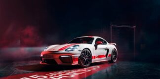 @Porsche 718 Cayman GT4 Sports Cup Edition