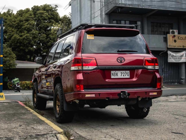 Toyota Land Cruiser a prueba de Manila