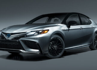 Toyota Camry 2021