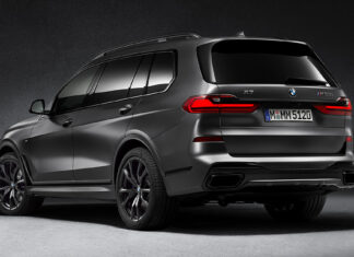 BMW X7 Dark Shadow Edition