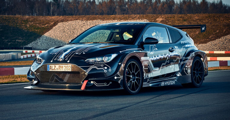 Hyundai RM20e Racing Midship