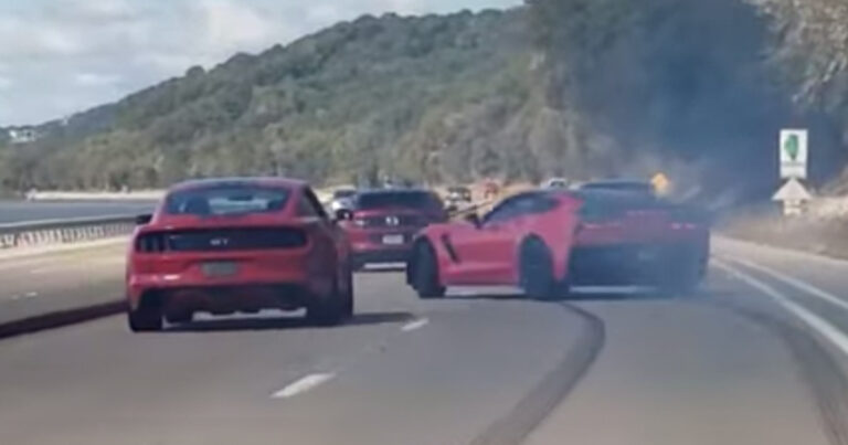 Corvette C7 Z06 choca