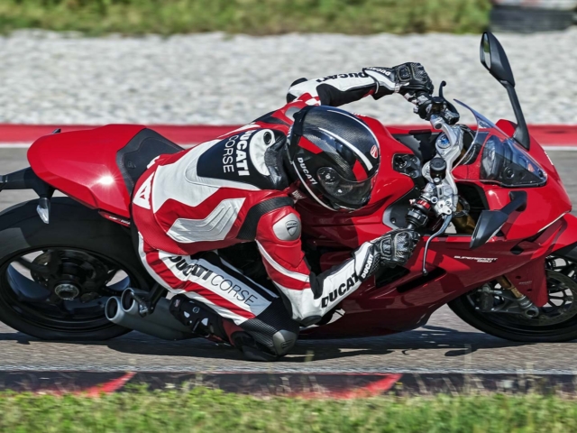 Ducati motos renovación