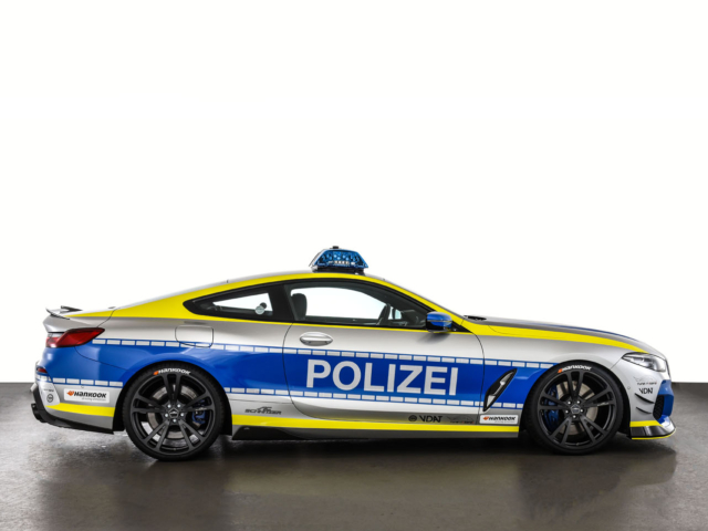 BMW M850i Coupe policía