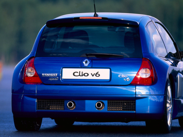 Renault Clio V6