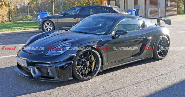 Porsche 718 Cayman GT4 RS fue espiado con menos camuflaje