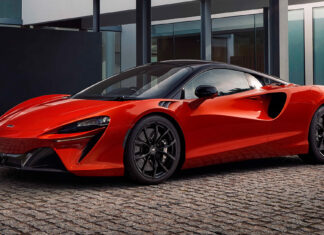 McLaren Artura 2022