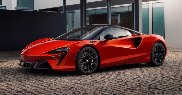 McLaren Artura 2022