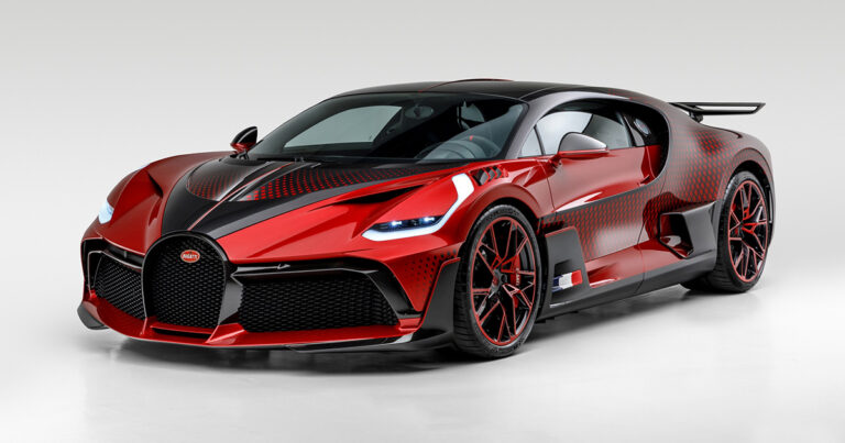 Bugatti Divo lady bug