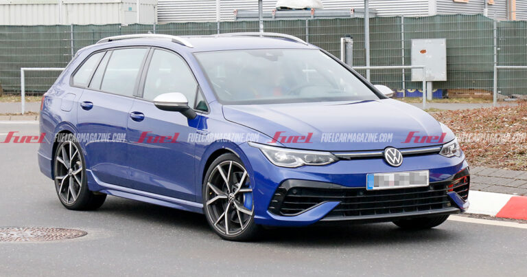 Volkswagen Golf Variant espía