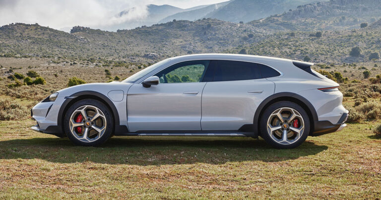 Porsche Taycan Cross Turismo