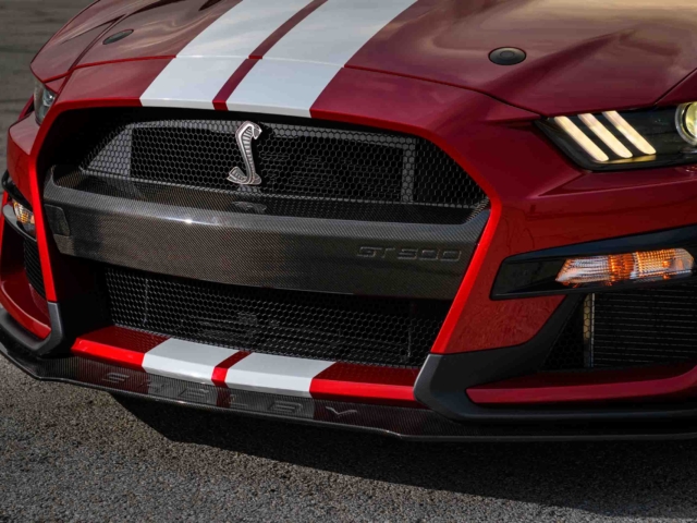 Shelby GT500 2