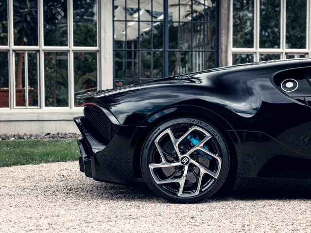Bugatti La Voiture Noire 7