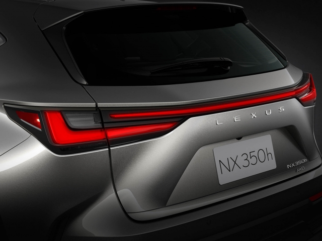 Lexus NX 2022 11