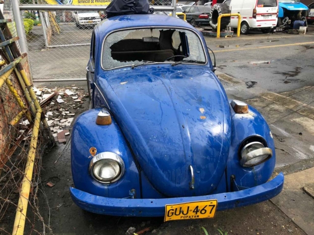 Volkswagen Escarabajo protestas Cali 10