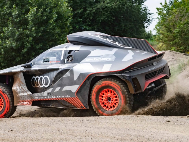 Audi RS Q e-tron Dakar 11