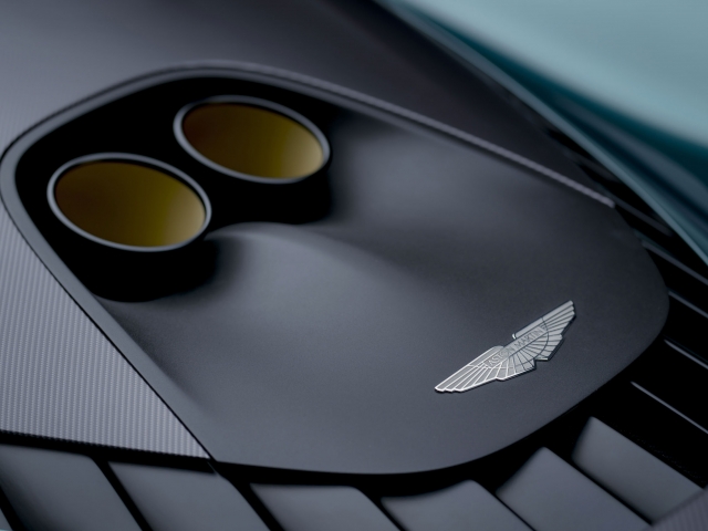Aston Martin Valhalla 7