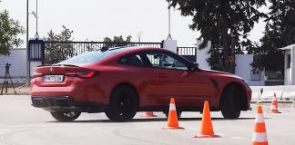 BMW M4 moose test