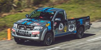 Toyota Hilux V12