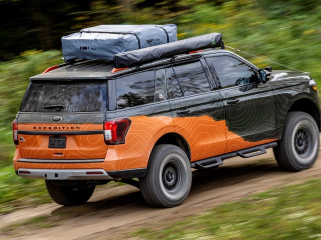 Ford Expedition Timberline Off-Grid concept 10
