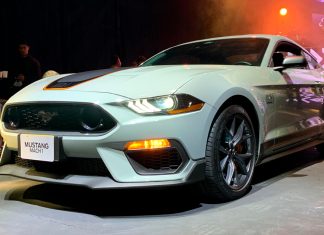 Ford Mustang Mach 1 Colombia