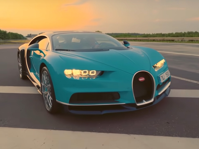 Video Bugatti Chiron Autobahn 2
