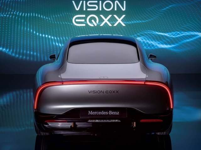 Mercedes-Benz Vision EQXX 4