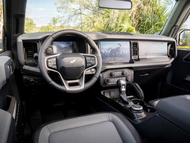 Ford Bronco Everglades 2022 9