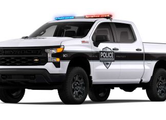 Chevrolet Silverado Policía
