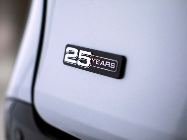 Toyota Sienna 25 aniversario