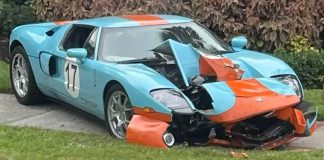 Ford GT Accidente