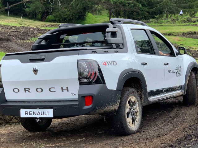 Renault Duster Oroch Colombia