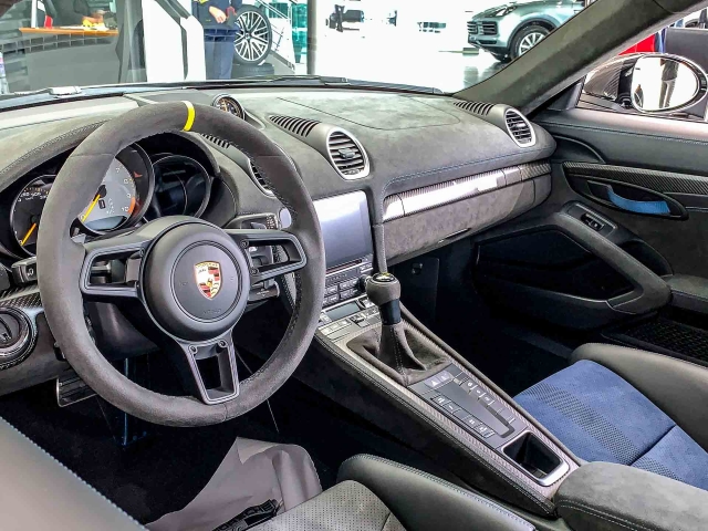 Porsche Cayman GT4 Colombia