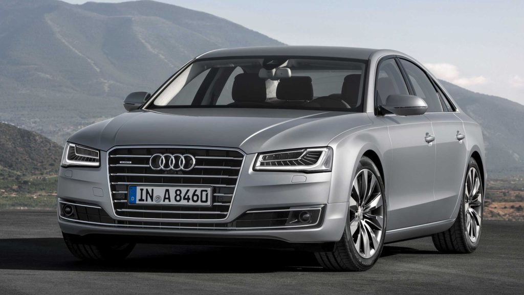 Audi A8 llamado a revisión México