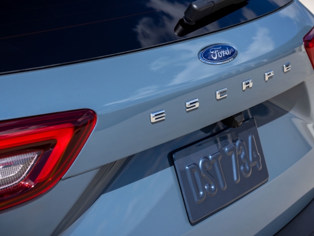Ford-Escape-2023