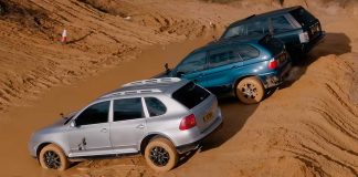 Porsche-Cayenne-BMW-X5-Range-Rover-video