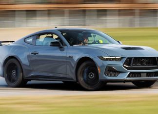 Ford demuestra su freno para derrapes con un poderoso Mustang de 1300 hp Ford-Mustang-freno-derrapes