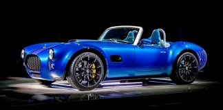 AC-Cars-Cobra-V8-moderno-revelado