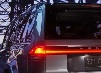 Lexus-GX-Toyota-Prado-debut