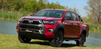 Toyota-Hilux-híbrida-confirmada-Australia