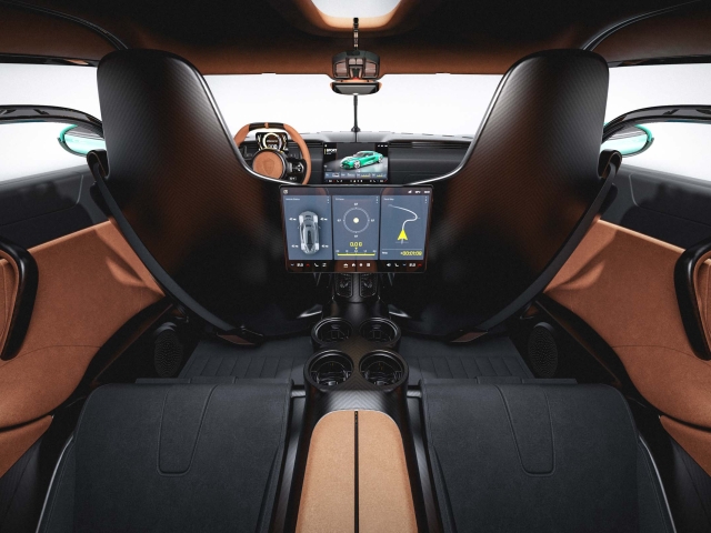 Koenigsegg-Gemera-presentación