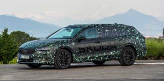 Skoda-Superb-adelanto
