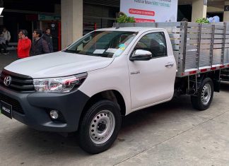 Toyota-Hilux-Cargomax-Colombia-2023