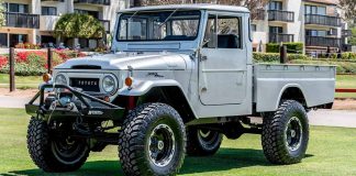 Toyota-Land-Cruiser-FJ45-V8-Chevrolet