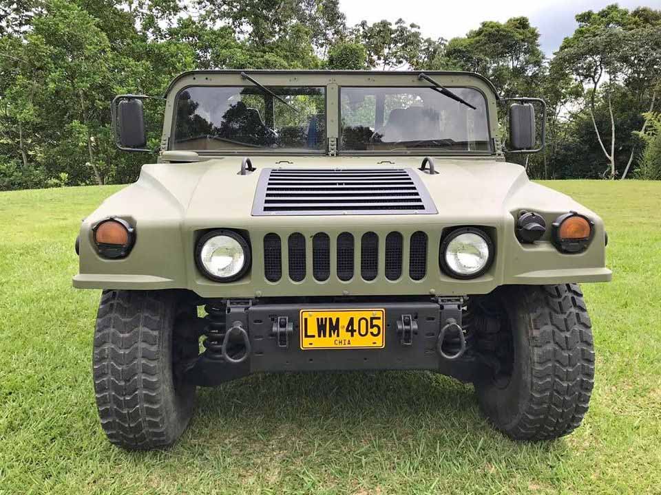 Humvee-militar-Colombia
