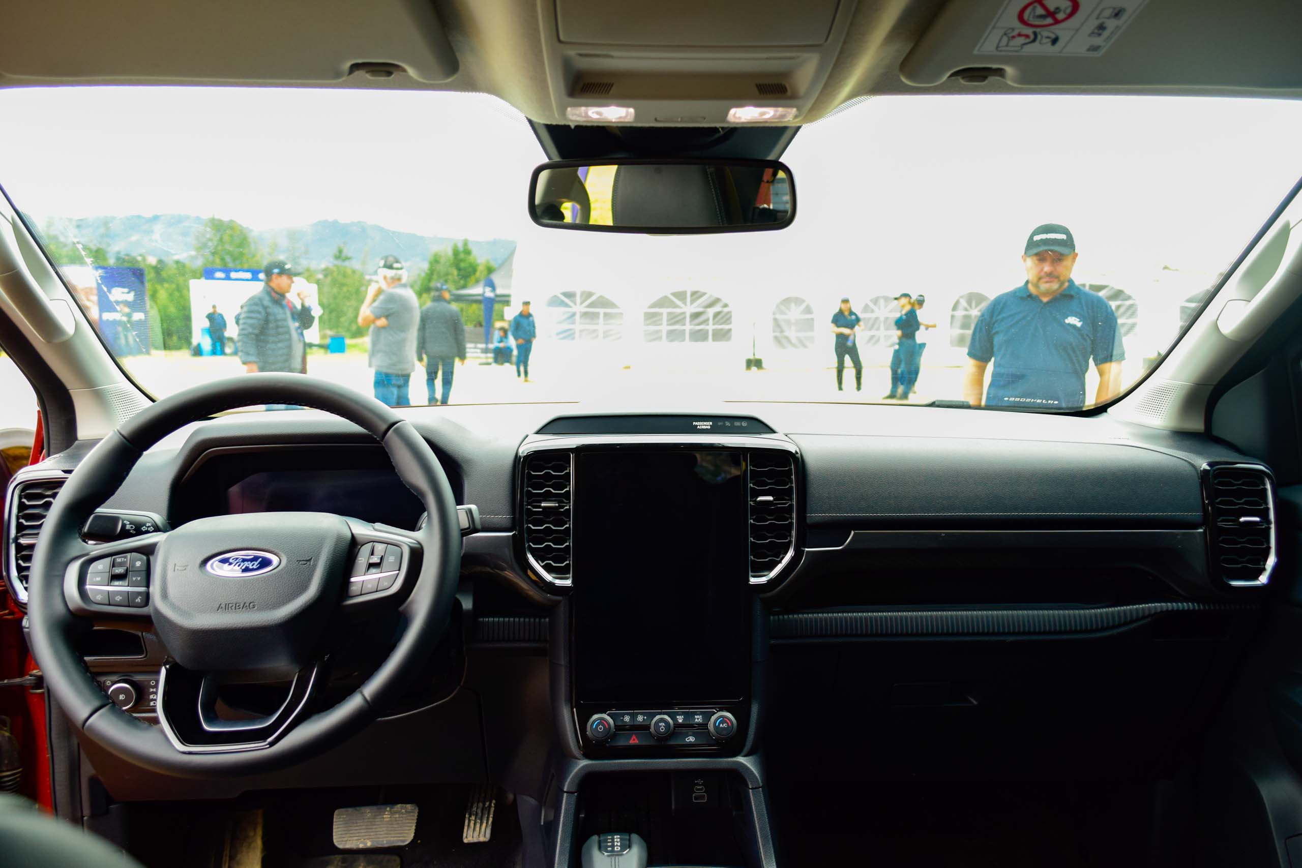 Ford lanza su primer servicio móvil de “carro-taller” en Colombia - Fuel  Car Magazine