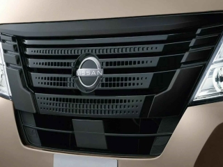 Nissan-Urvan-NV350-Caravan-50-años