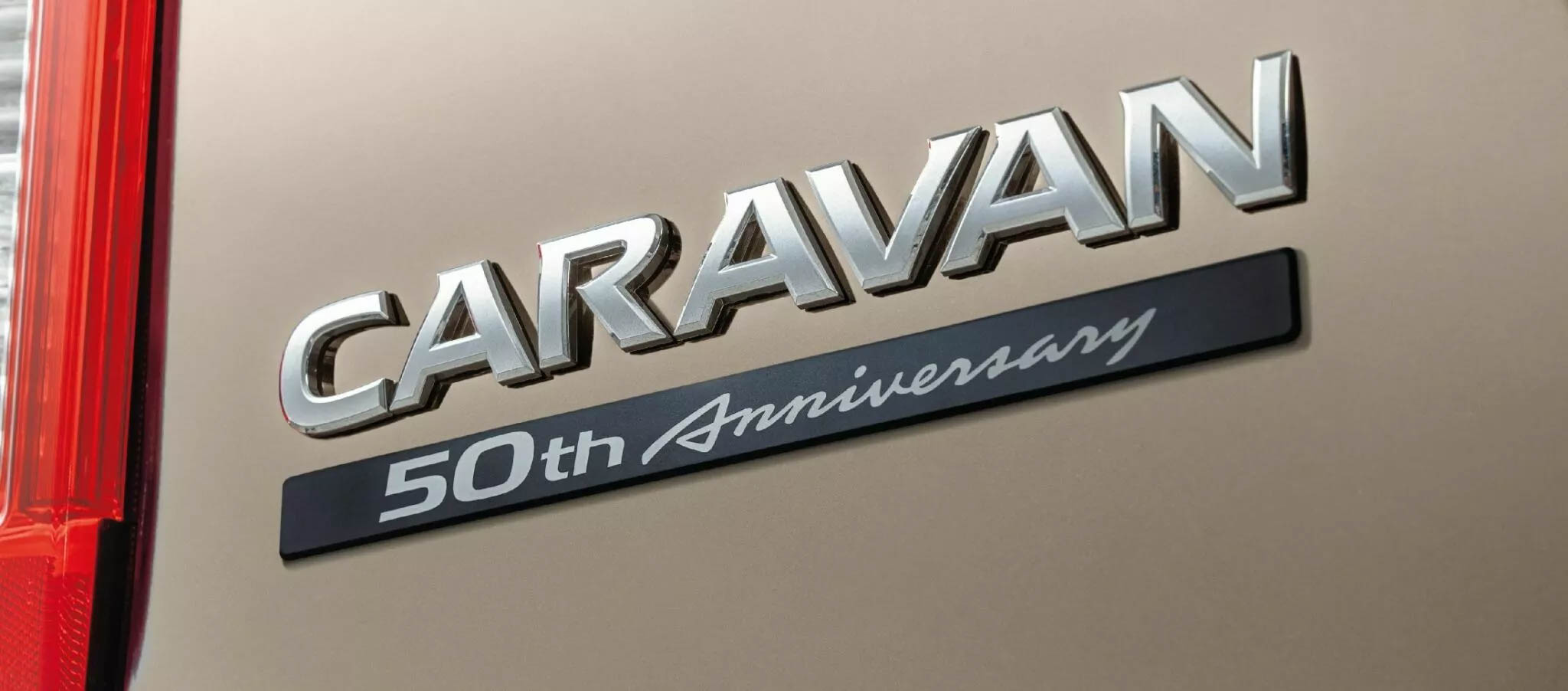 Nissan-Urvan-NV350-Caravan-50-años