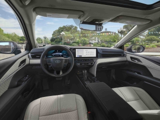 Toyota-Camry-2025