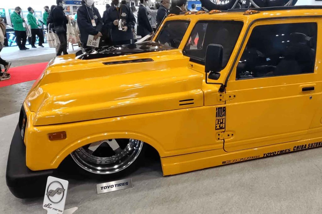 Suzuki-Jimny-Hummer-WTF